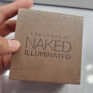 Urban Decay Aura Naked Illuminated